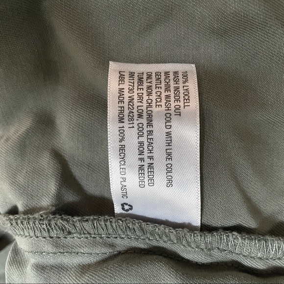 NWT Army Green Romper - Picture 8 of 8